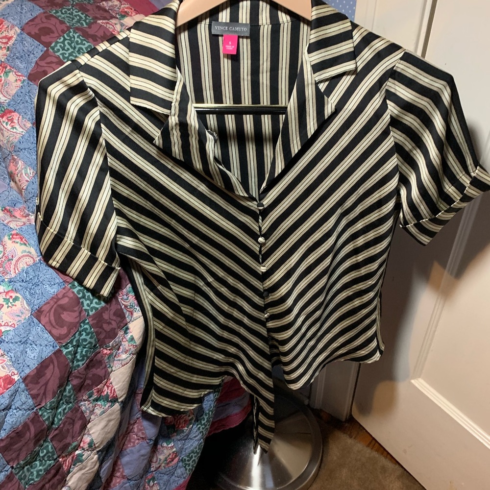 Vince Camuto Blouse Tie-front striped